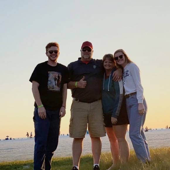 Meet your Posher, Mitchell - Picture 1 of 1